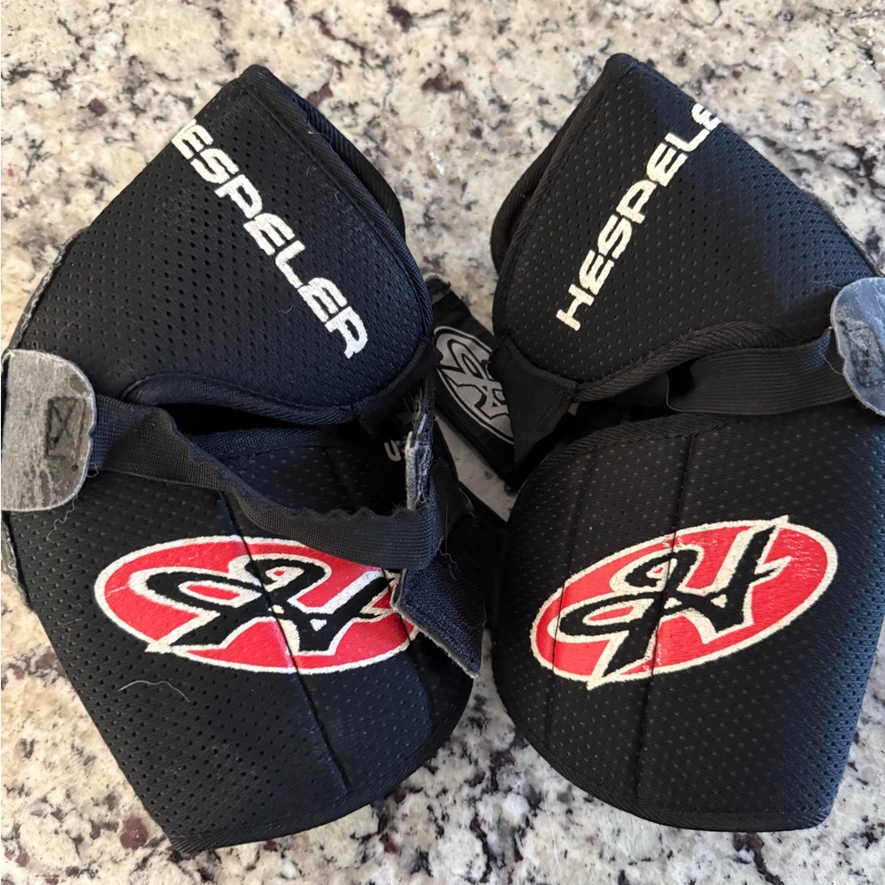 Hespeler Black Elbow Pads